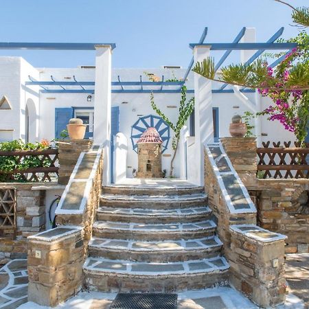 Θἔρως Apartment Tinos Exterior photo