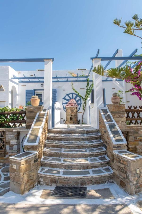 Θἔρως Apartment Tinos Exterior photo